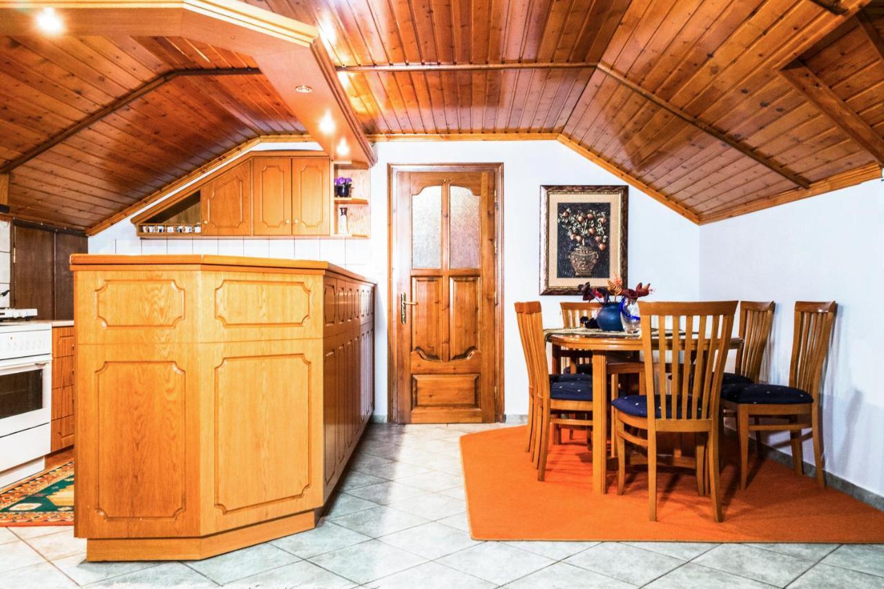 Elation Woodhouse Apartment Ngoại thất bức ảnh